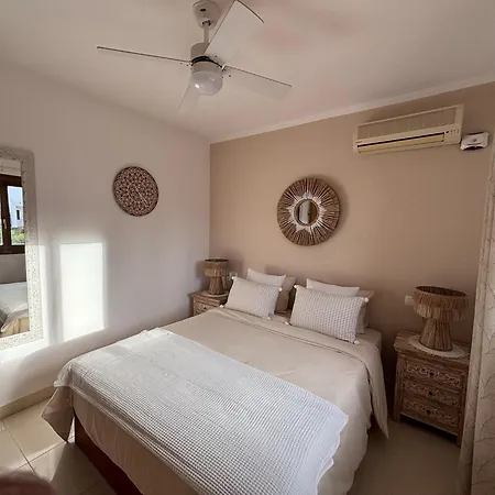 Hippie Und Famila Paraiso Apartment Cala d'Or (Mallorca)