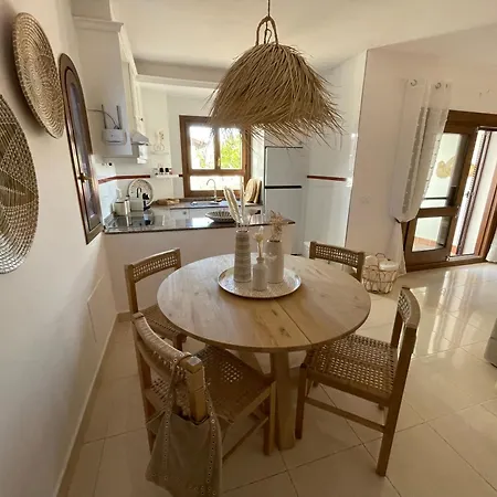 Apartment Hippie Und Famila Paraiso *